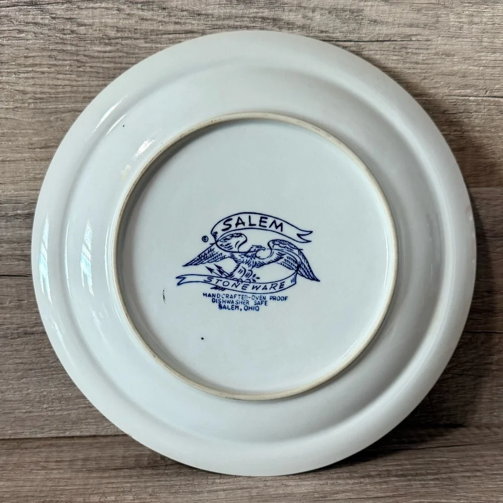 SALEM STONEWARE Georgetown Eagle Dinner Plate